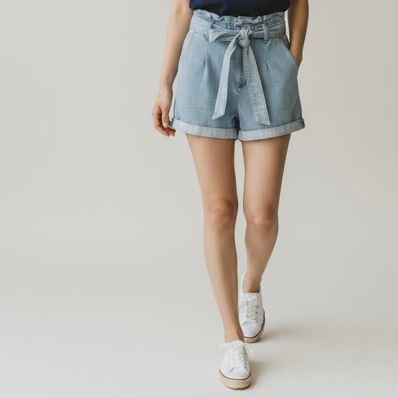 Express Pants - Express Extreme High Rise Paperbag Waist Belted Denim Shorts Light Wash size 0